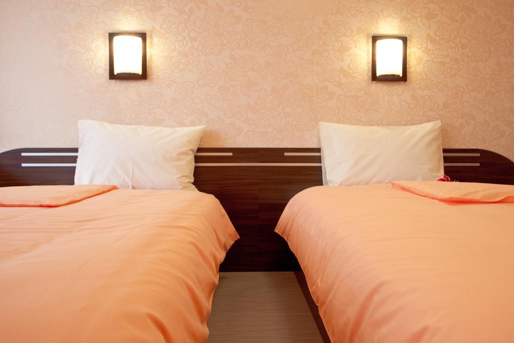 Hotel Balneo Comlex Medica Narechen Narechenski Bani Habitación foto
