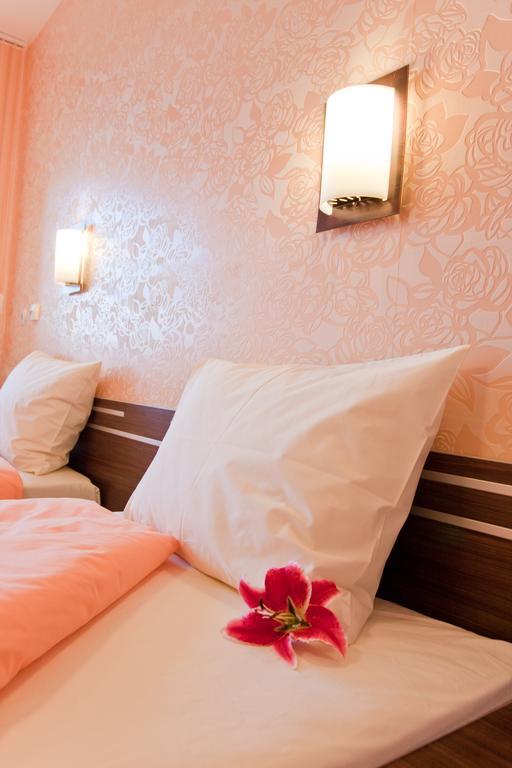Hotel Balneo Comlex Medica Narechen Narechenski Bani Habitación foto