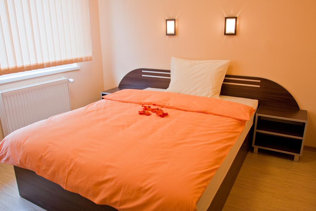 Hotel Balneo Comlex Medica Narechen Narechenski Bani Habitación foto