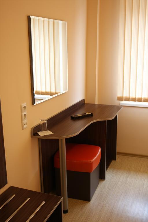 Hotel Balneo Comlex Medica Narechen Narechenski Bani Habitación foto